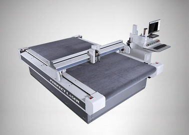 Flatbed Digital Craft CNC-routermachine voor het snijden van kartonpapier