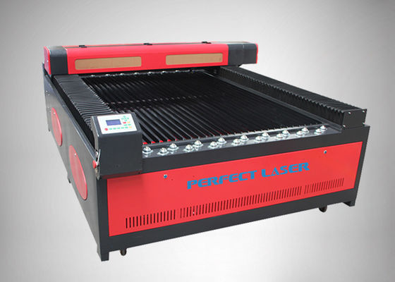 100W Flat Bed CO2-lasersnijmachine met waterkoeling en beschermingssysteem