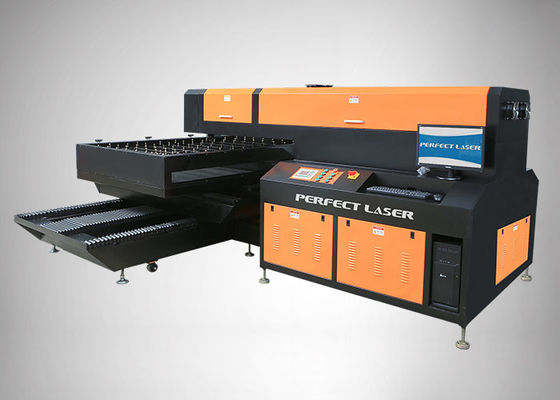 van de de Lasergravure van 380V 50Hz 10A de Snijmachine Scherpe Nauwkeurigheid 0.05mm voor Leerdoek