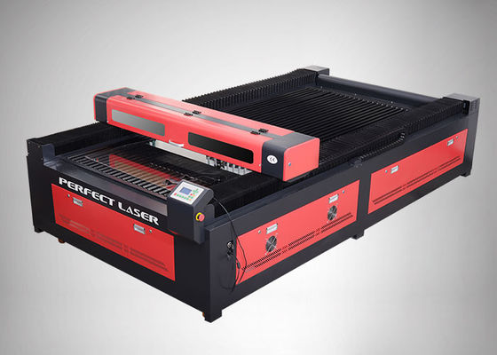 Co2-lasersnijmachine grote maat 1300x2500mm met waterkoeling voor stoffenleer