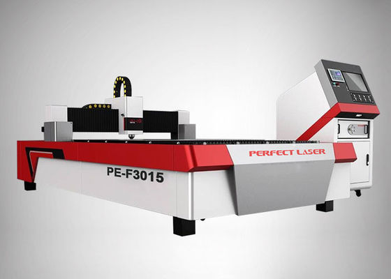 Snelle snelheid 0,5 mm-24 mm metaalplaat fiberlasersnijmachine